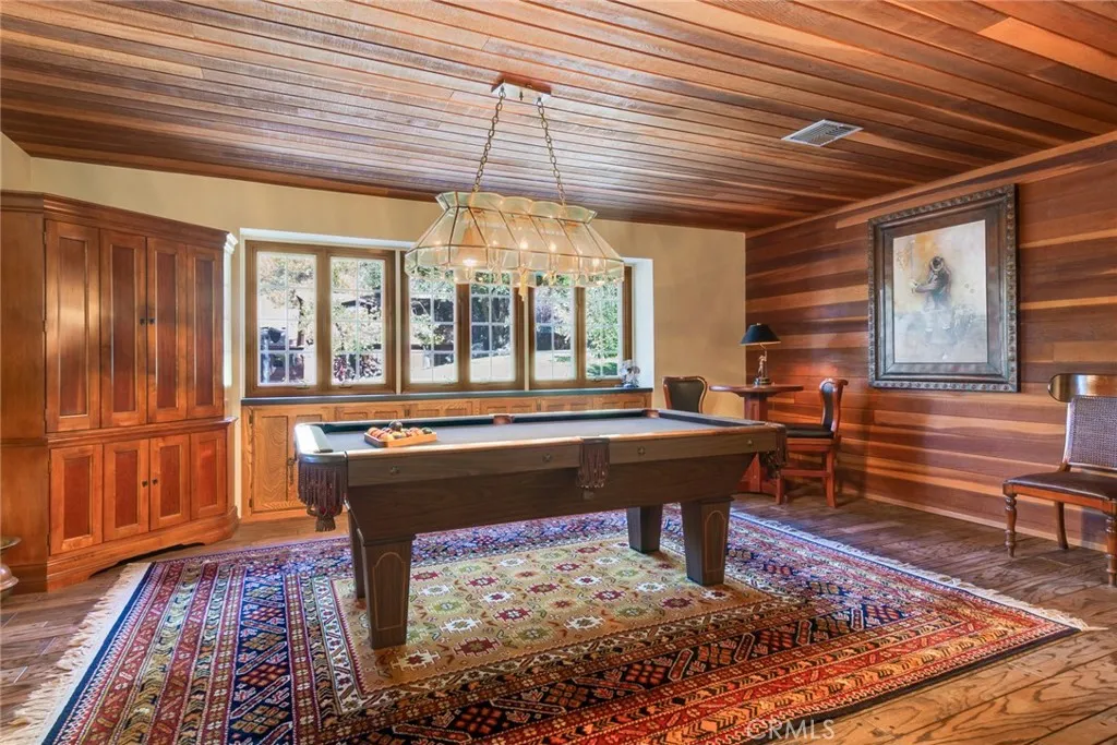 39292 Oak Glen Road, Oak Glen, California 92399 home-pic-44