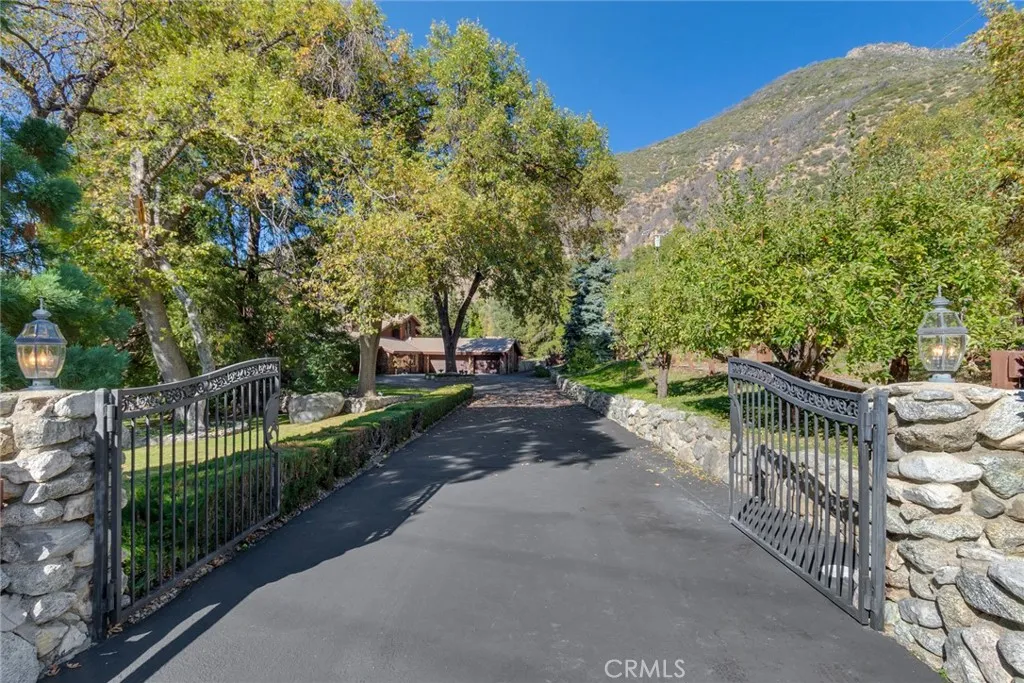 39292 Oak Glen Road, Oak Glen, California 92399 home-pic-46