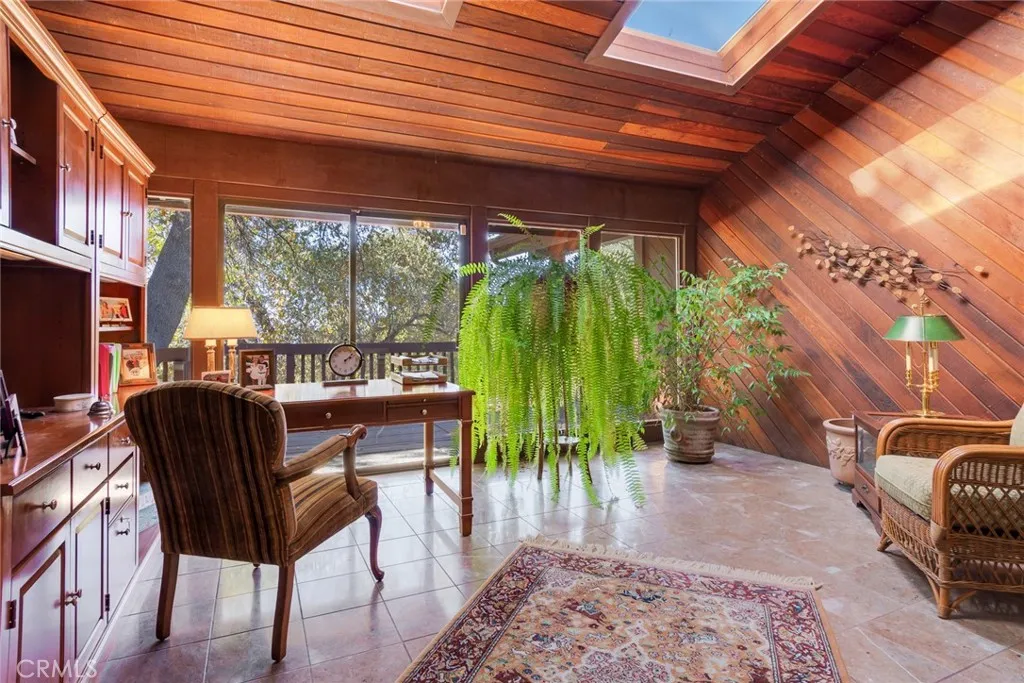 39292 Oak Glen Road, Oak Glen, California 92399 home-pic-28