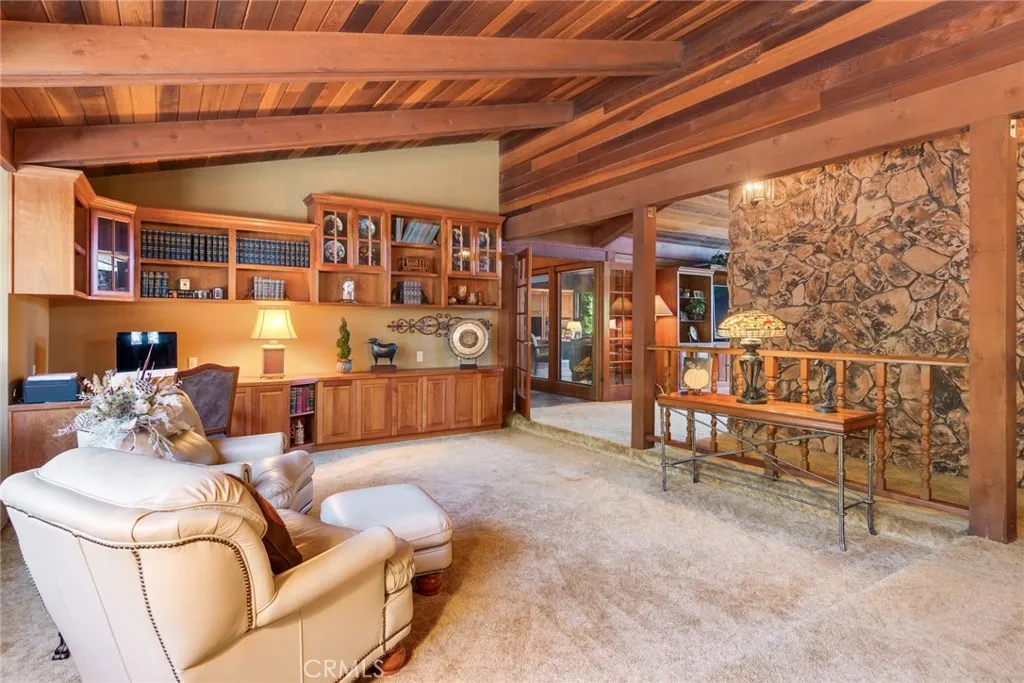 39292 Oak Glen Road, Oak Glen, California 92399 home-pic-31