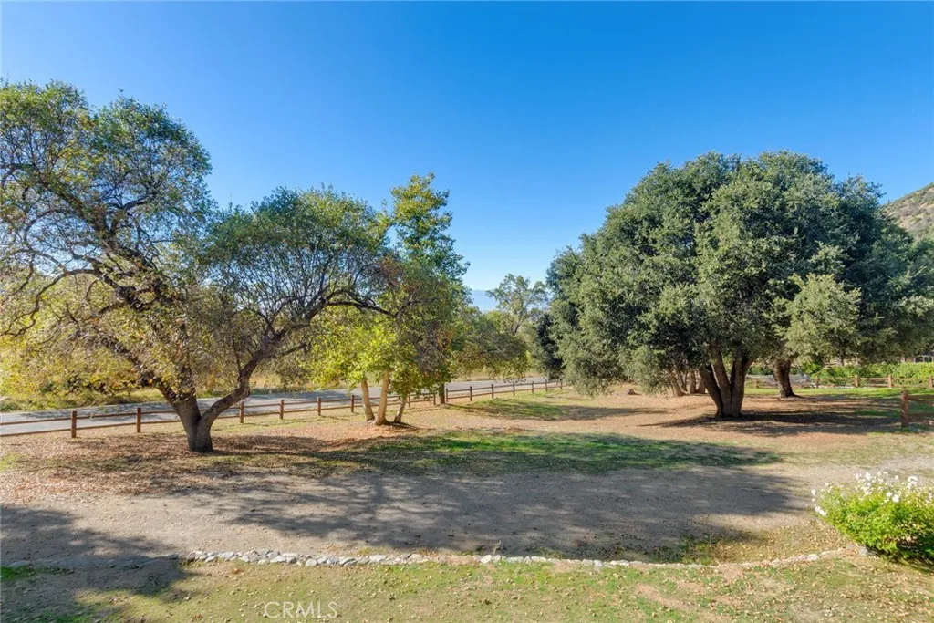 39292 Oak Glen Road, Oak Glen, California 92399 home-pic-5