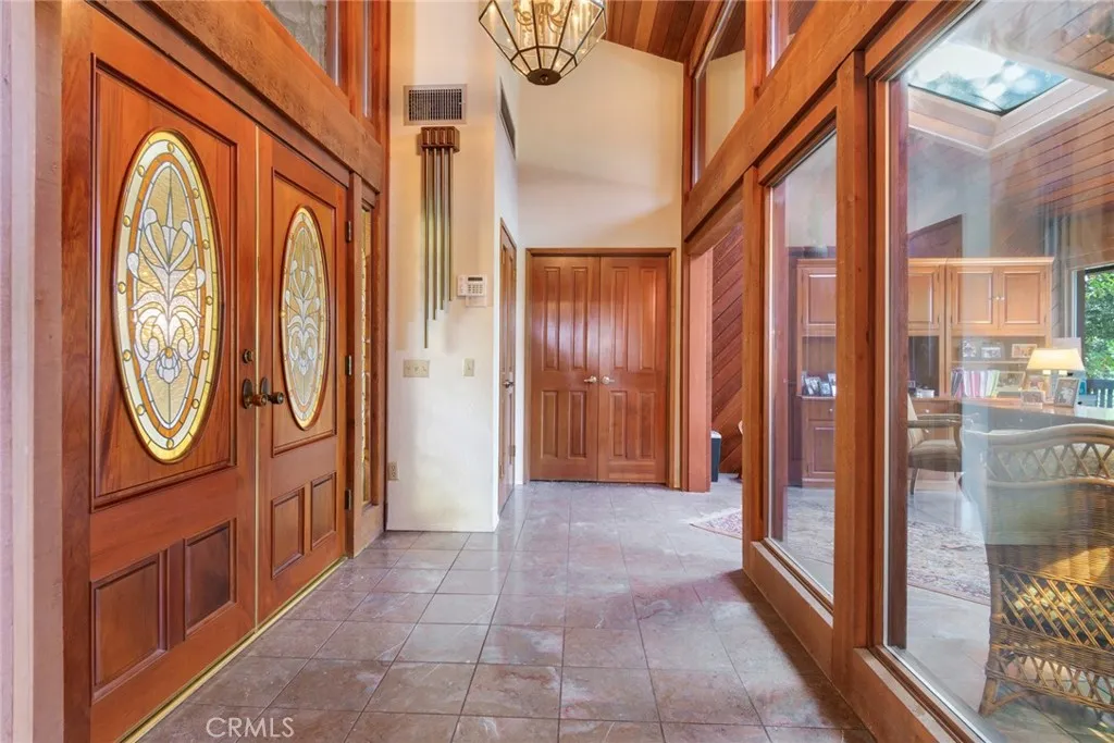 39292 Oak Glen Road, Oak Glen, California 92399 home-pic-27