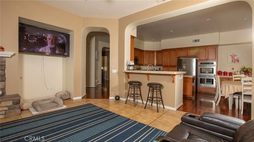 34088 Castle Pines, Yucaipa, California 92399 home-pic-12
