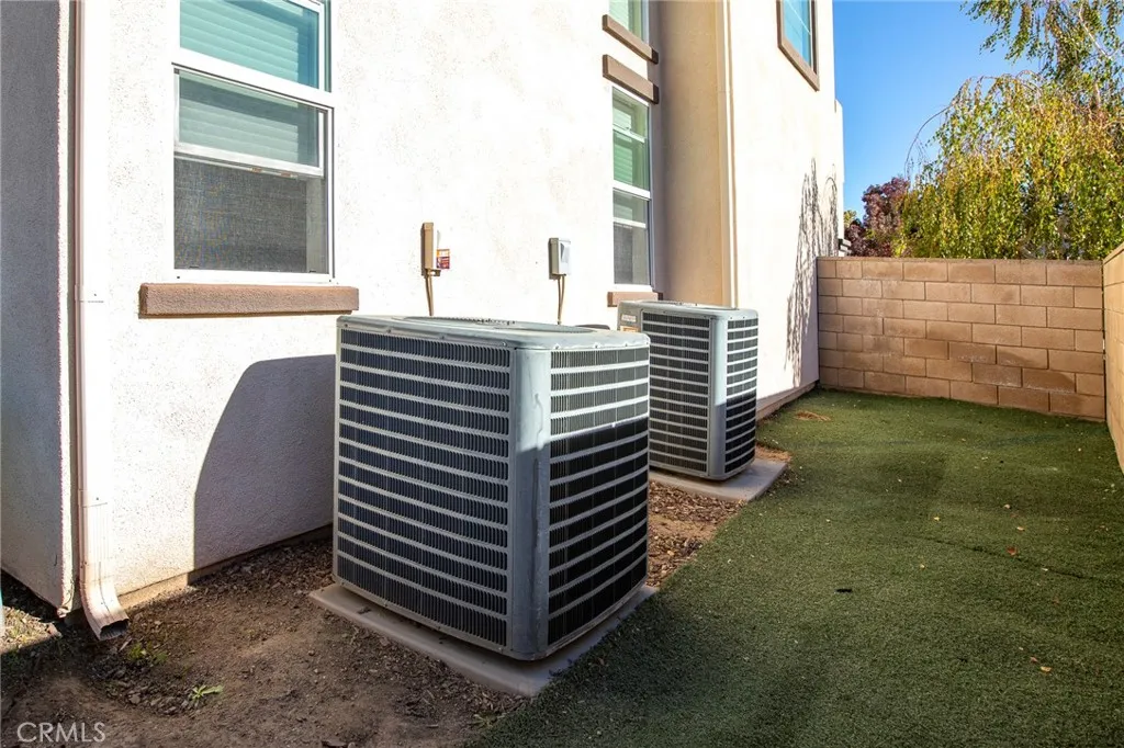 34088 Castle Pines, Yucaipa, California 92399 home-pic-27