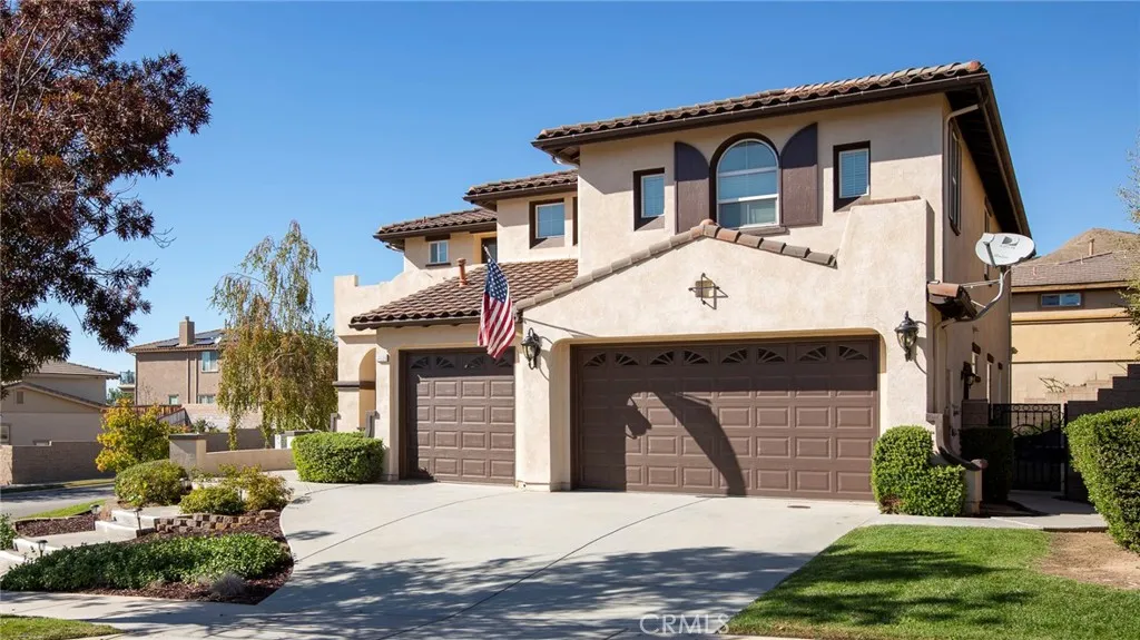 34088 Castle Pines, Yucaipa, California 92399 home-pic-2