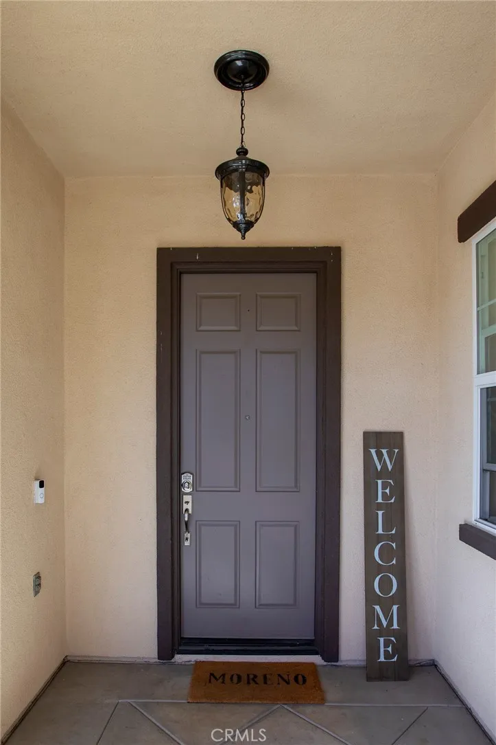 34088 Castle Pines, Yucaipa, California 92399 home-pic-4