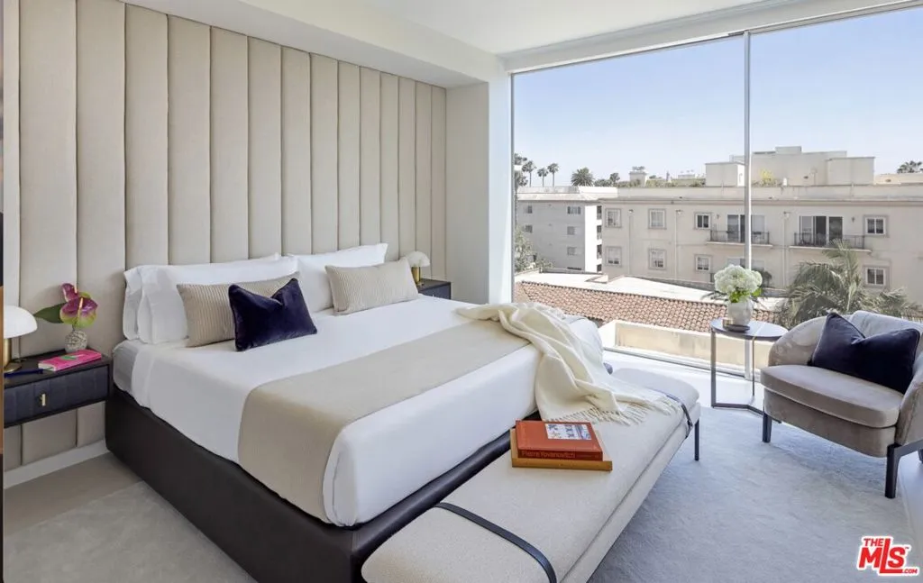 9200 Wilshire Blvd 404e, Beverly Hills, California 90212 home-pic-1