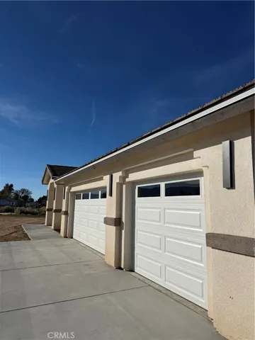 6610 Rancho Road, Phelan, California 92371
