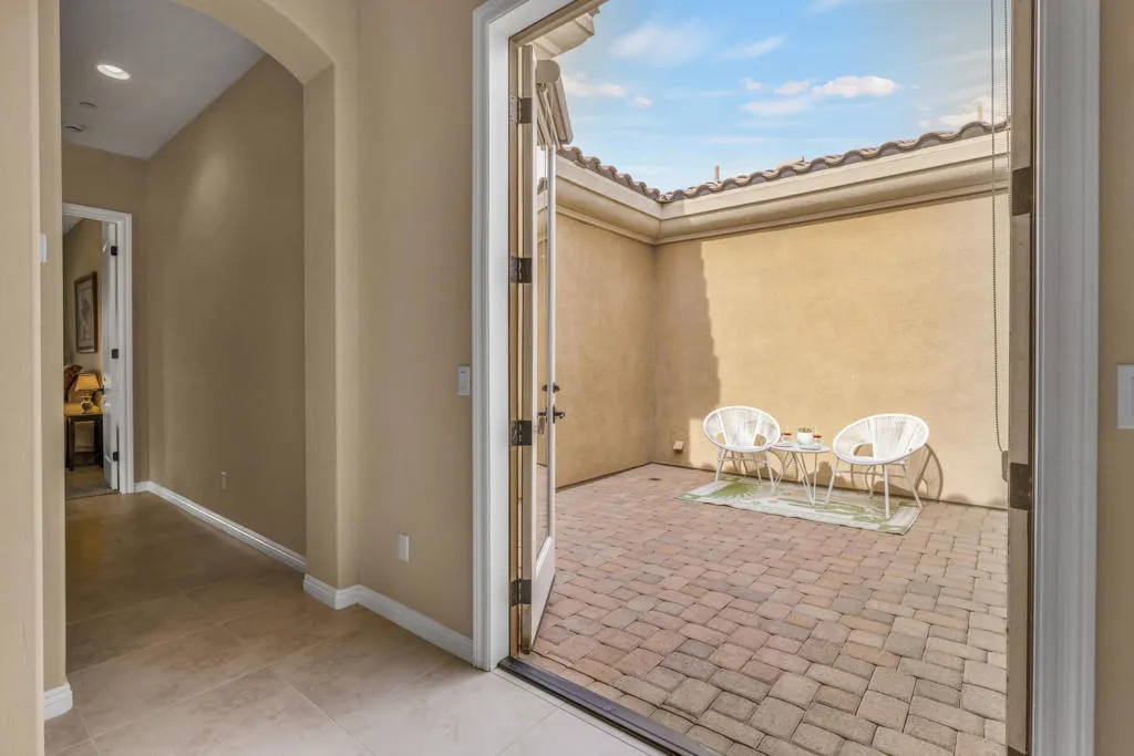 57816 Barristo Circle, La Quinta, California 92253 home-pic-4