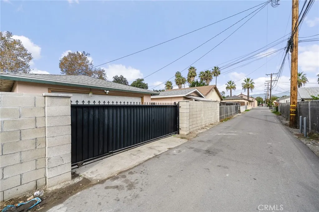 13223 3rd Street, Chino, California 91710 home-pic-14