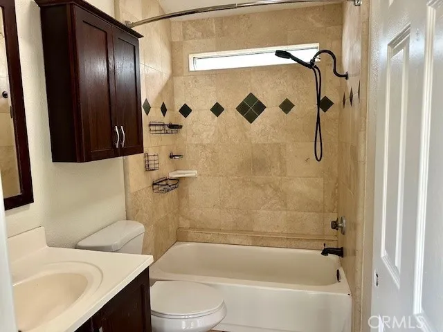 3860 S Higuera D1, San Luis Obispo, California 93401