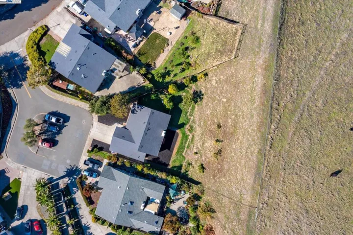 109 Bellflower Ct, Hercules, California 94547