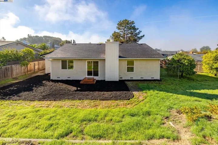 109 Bellflower Ct, Hercules, California 94547