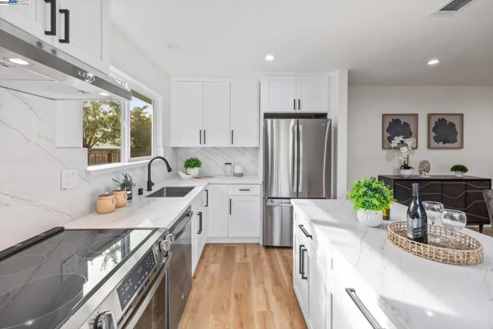 109 Bellflower Ct, Hercules, California 94547