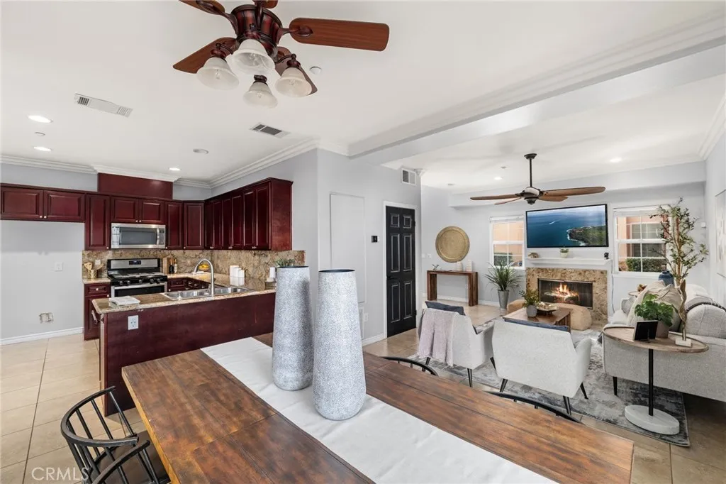 1200 E Highland 404, Redlands, California 92374 home-pic-11