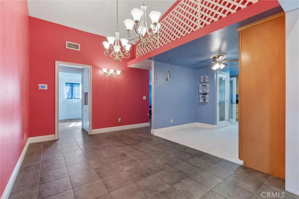 28160 Foxlane, Santa Clarita, California 91351 home-pic-17