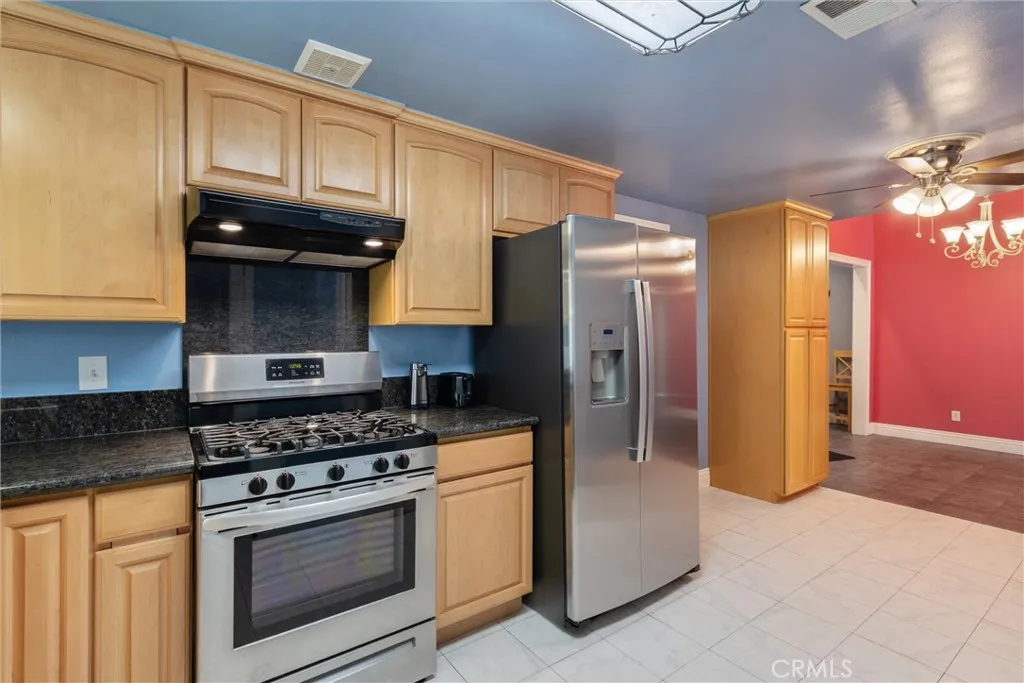28160 Foxlane, Santa Clarita, California 91351 home-pic-21