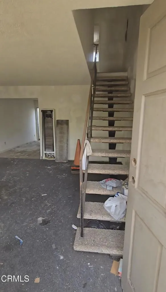 1020 W 42nd Place, Los Angeles, California 90037 home-pic-13