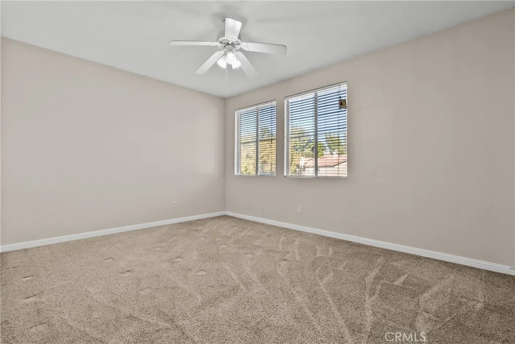 25412 Parkwood Lane, Saugus, California 91350 home-pic-18