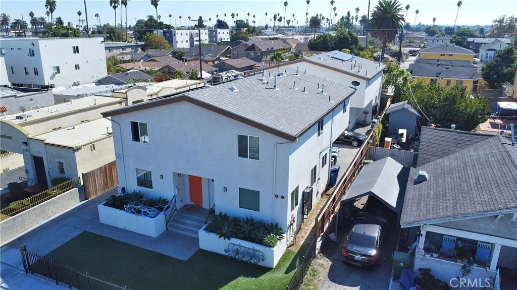 630 W 79th, Los Angeles, California 90044 home-pic-2