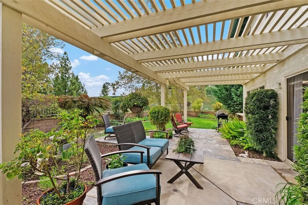 27552 Berdun, Mission Viejo, California 92691 home-pic-36