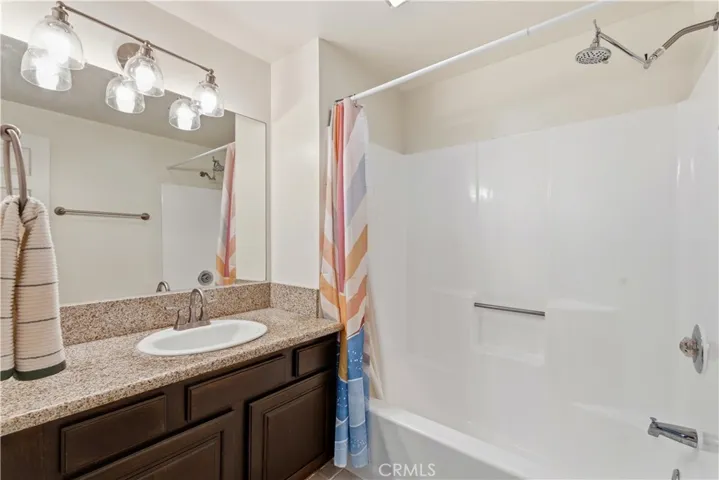 618 N Howard 122, Glendale, California 91206