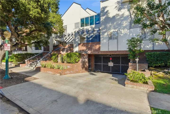 618 N Howard 122, Glendale, California 91206
