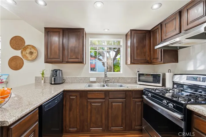 618 N Howard 122, Glendale, California 91206