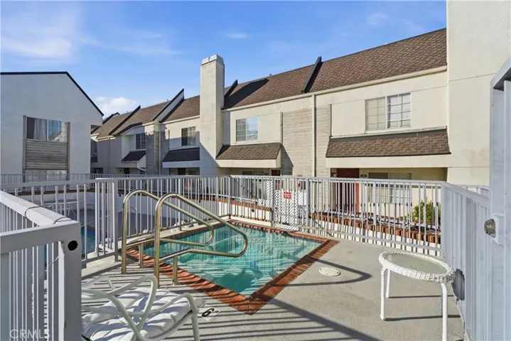 618 N Howard 122, Glendale, California 91206