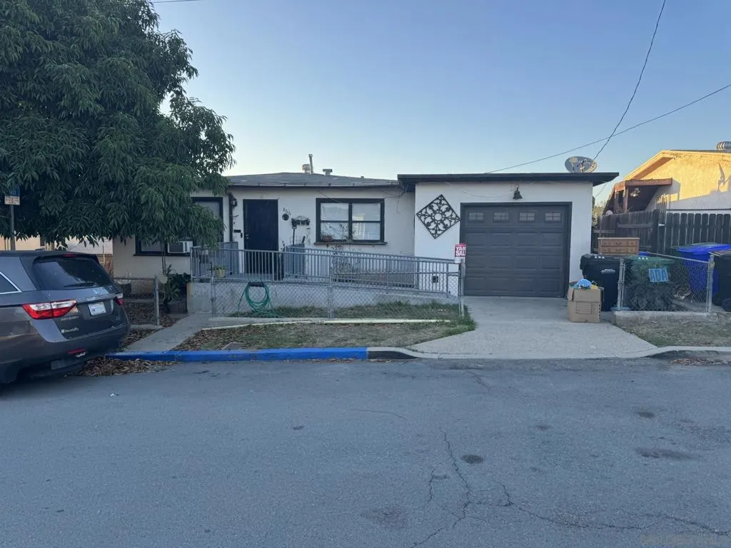 866 Merlin Dr, San Diego, California 92114 home-pic-0