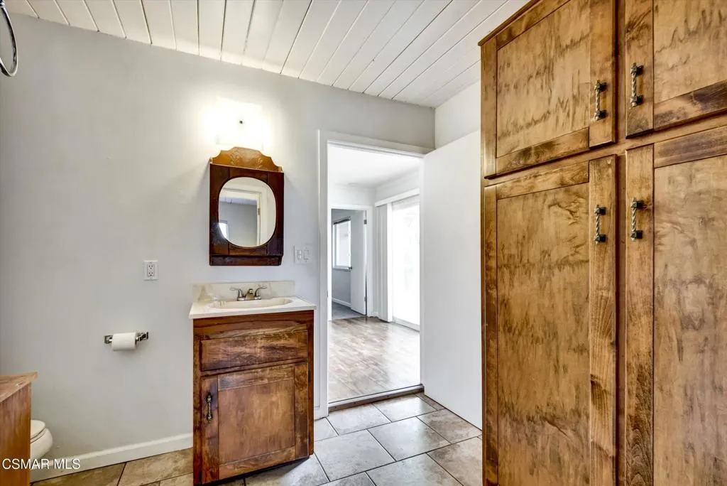 161 W Bay Boulevard, Port Hueneme, California 93041 home-pic-33