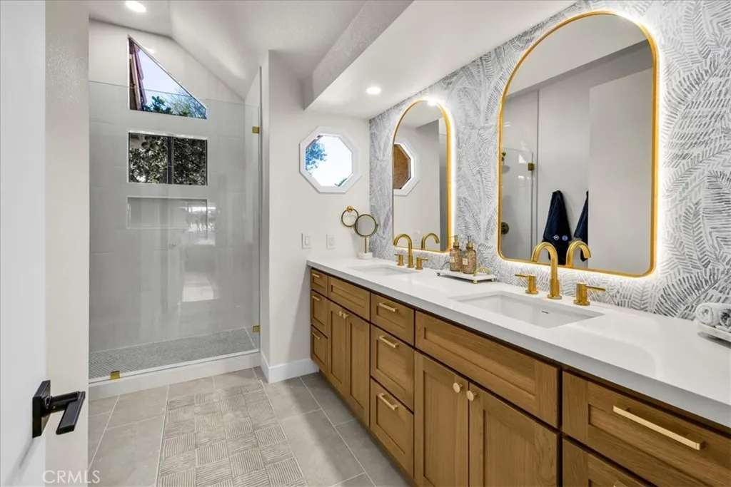 32 Acapulco, Palm Desert, California 92260 home-pic-12