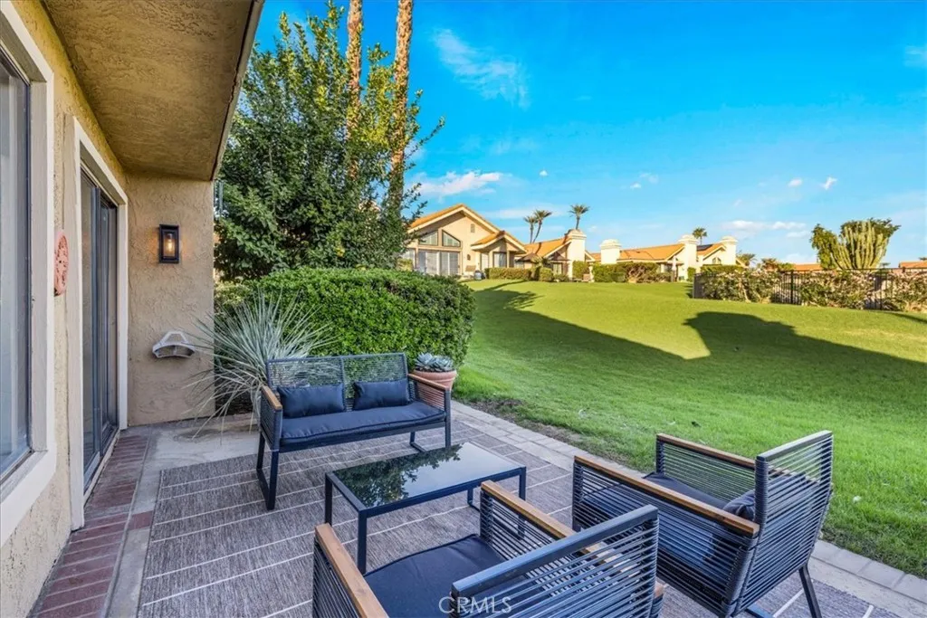 32 Acapulco, Palm Desert, California 92260 home-pic-17