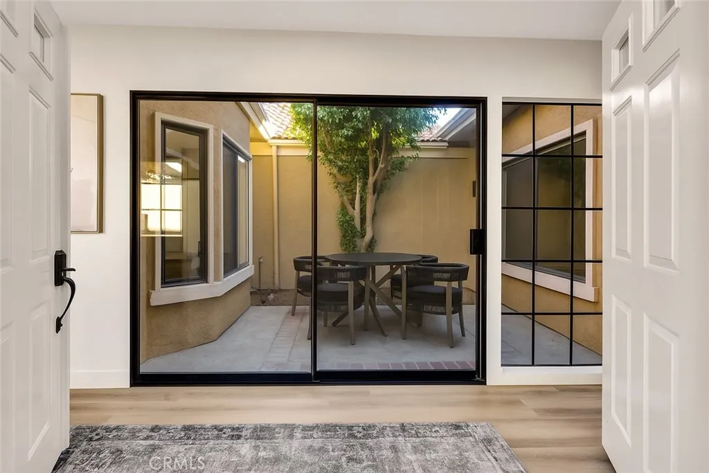 32 Acapulco, Palm Desert, California 92260 home-pic-20