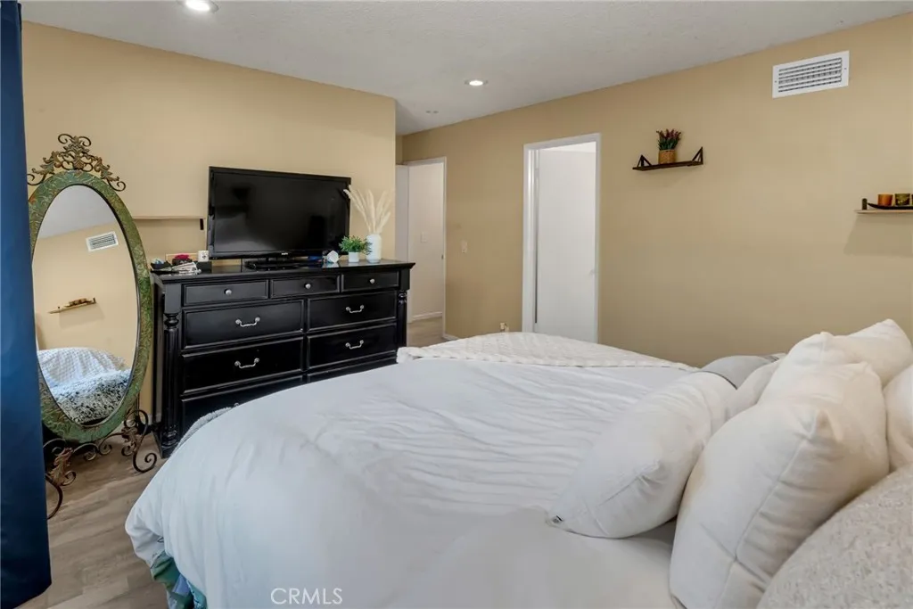 3357 Pasadena, Long Beach, California 90807 home-pic-12