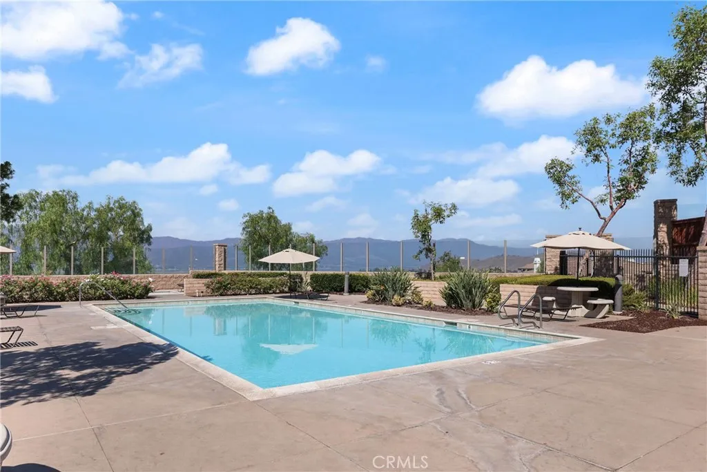 15643 Vista Way, Lake Elsinore, California 92532 home-pic-28