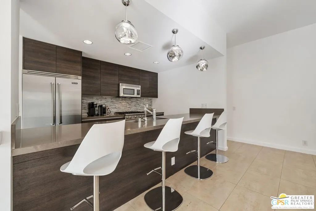 1065 Dane Drive, Palm Springs, California 92262 home-pic-22