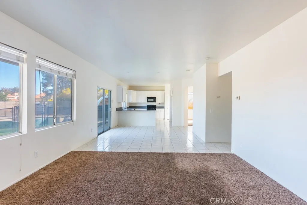 38318 Wakefield Place, Palmdale, California 93551 home-pic-11