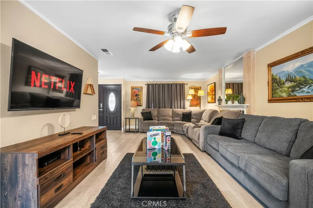 22611 Genova, Laguna Hills, California 92653 home-pic-9