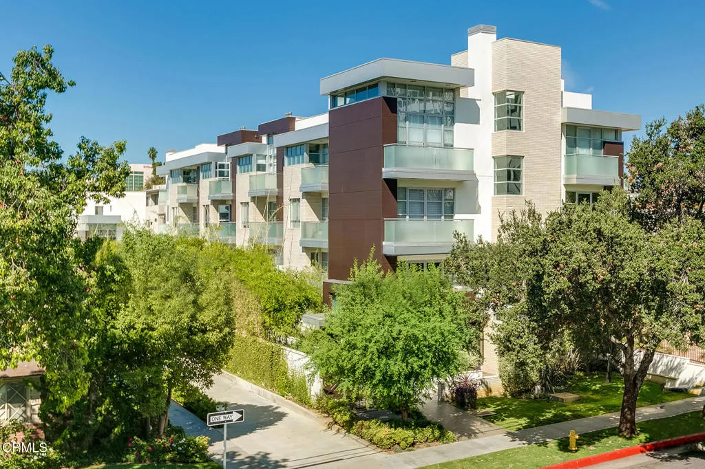 257 S Hudson Avenue 102, Pasadena, California 91101 home-pic-0