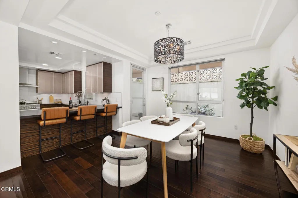 257 S Hudson Avenue 102, Pasadena, California 91101 home-pic-16