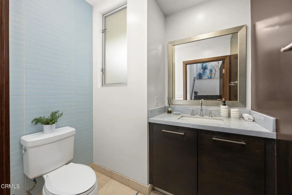 257 S Hudson Avenue 102, Pasadena, California 91101 home-pic-22