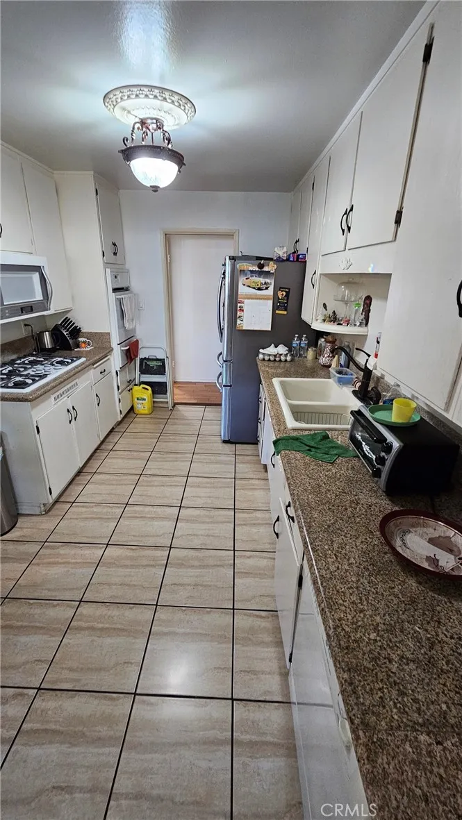 44554 15th W, Lancaster, California 93534 home-pic-5