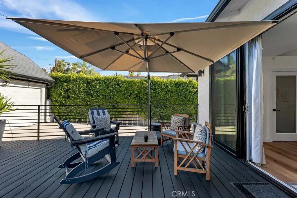 1911 W W Kenneth Rd, Glendale, California 91201 home-pic-24