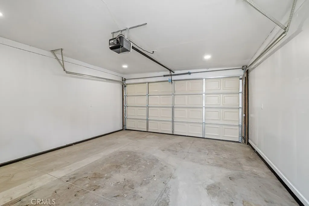 6119 Haas, Los Angeles, California 90047 home-pic-39