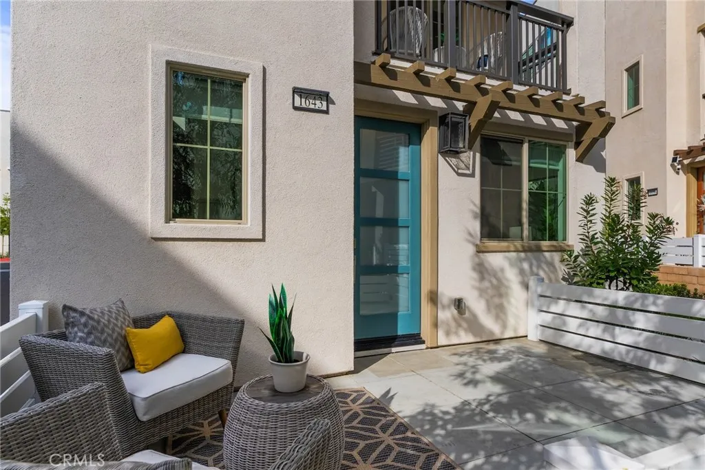 1643 Saratoga Lane, San Pedro, California 90732 home-pic-1