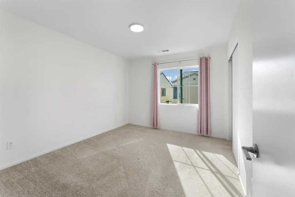 212 Perennial Place, Fallbrook, California 92028 home-pic-24