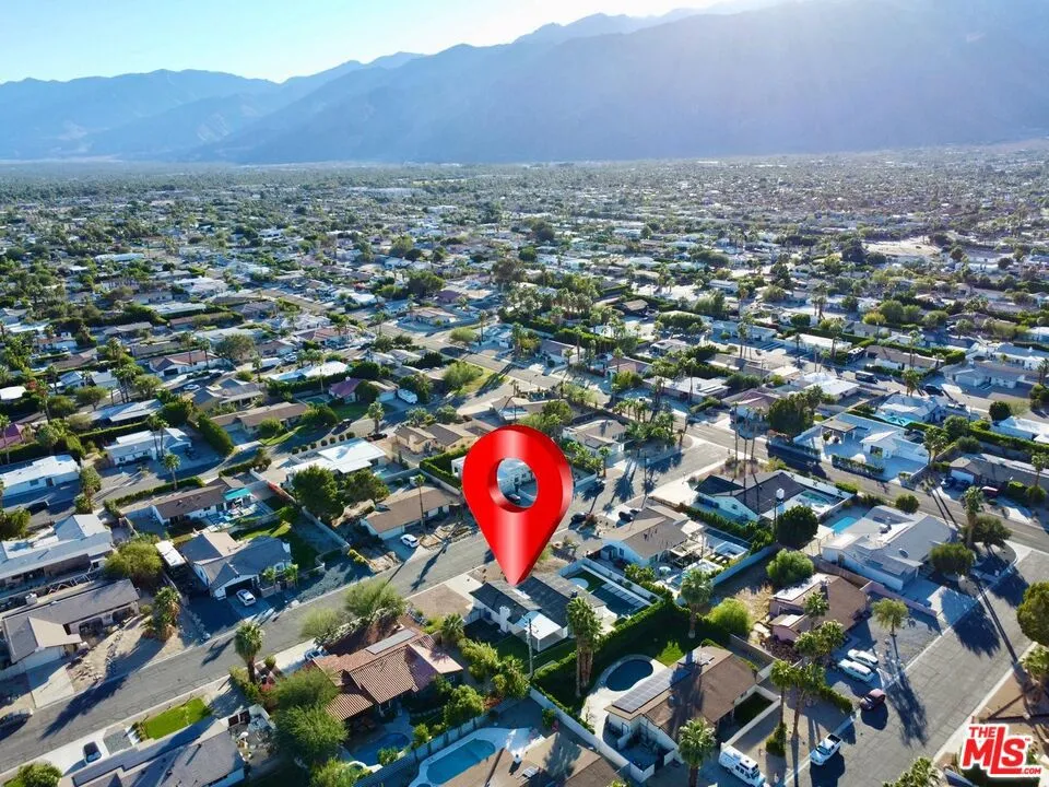 2188 E Rogers Road, Palm Springs, California 92262 home-pic-6