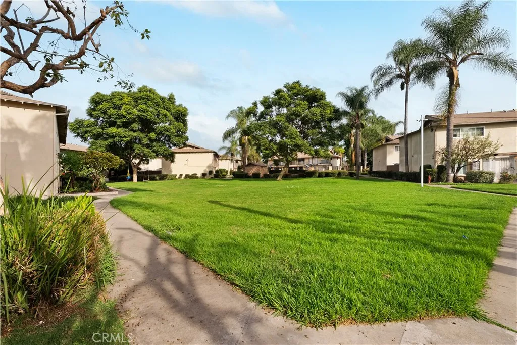 1602 N King Street J1, Santa Ana, California 92706 home-pic-25