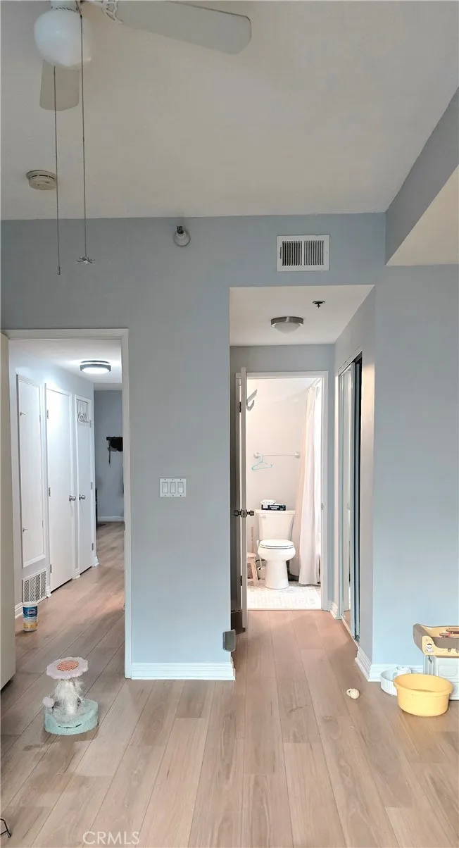 730 W 4th 203, Long Beach, California 90802 home-pic-14